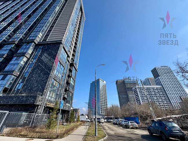 Продаётся универсальное нежилое помещение на 1 линии Волги