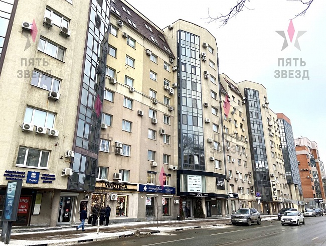 Продается нежилое помещение на 1 линии...