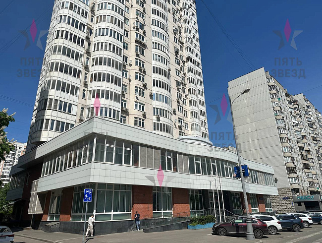 Предлагаем в аренду офис на 1 линии ул. Черёмушкинская, в...