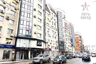 Продается квартира в ЖК “Европейский квартал” ул.Молодогвардейская д.168/пл.Куйбышева. 
Престижная центральная часть города.
Закрытая территория,...