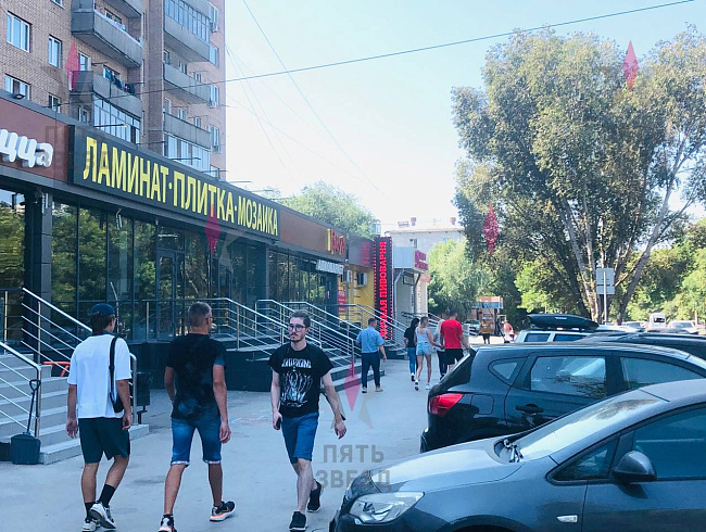 Сдается в аренду нежилое помещение на 1 линии ул. Мориса...