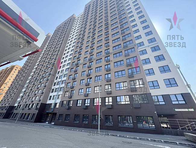 Продается коммерческое помещение свободного назначения...