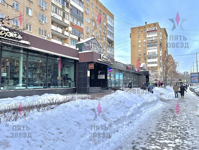 Аренда на 1 линии Ново-Садовой. Общая площадь 272 кв.м,...