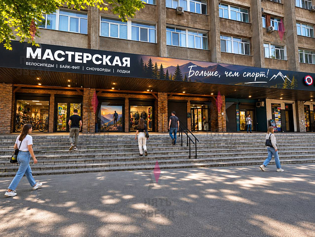 Сдается нежилое помещение 85 кв.м на первой линии...