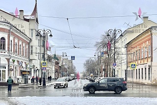 Аренда подвального помещение на 1 линии улицы Куйбышева. Объект расположен в центральной, исторической части города. Рядом находятся остановки...