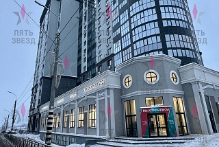 Сдаётся в аренду нежилое помещение на 1 линии в центральном районе города – в границах улиц Соколова и Ново-Садовая. 
Улица Ново-Садовая одна из...