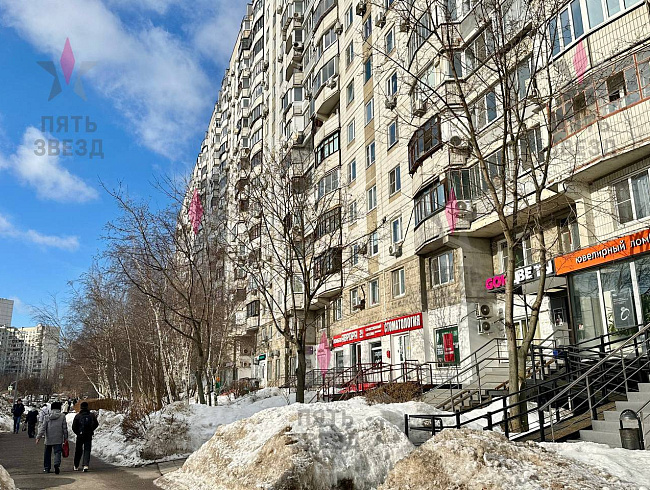 Продается коммерческое помещение на 1 линии Митинской улицы