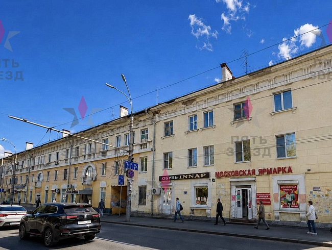 Продается нежилое помещение свободного назначения на первой...