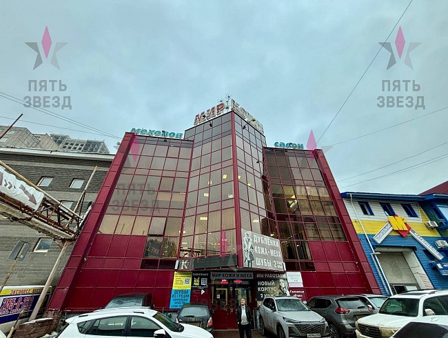 Сдаётся нежилое помещение в отдельно стоящем нежилом здании...