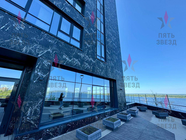 Продаётся универсальное нежилое помещение на 1 линии Волги