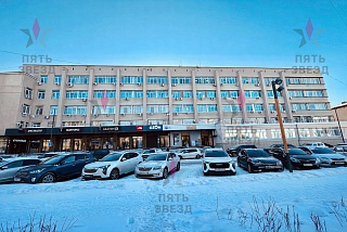 К продаже предлагается крупный офисный блок, 1328 кв.м. - 38 офисов, 3-4 этаж, в деловой части города с сформированным пулом арендаторов.
Объект...