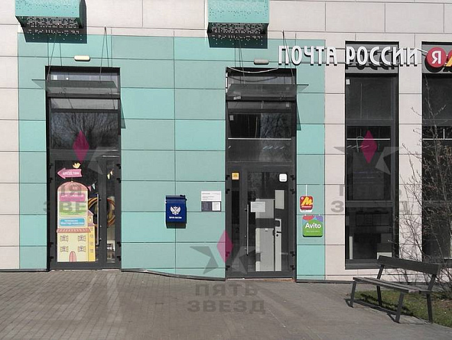 Продается помещение на первом этаже жилого дома. В...