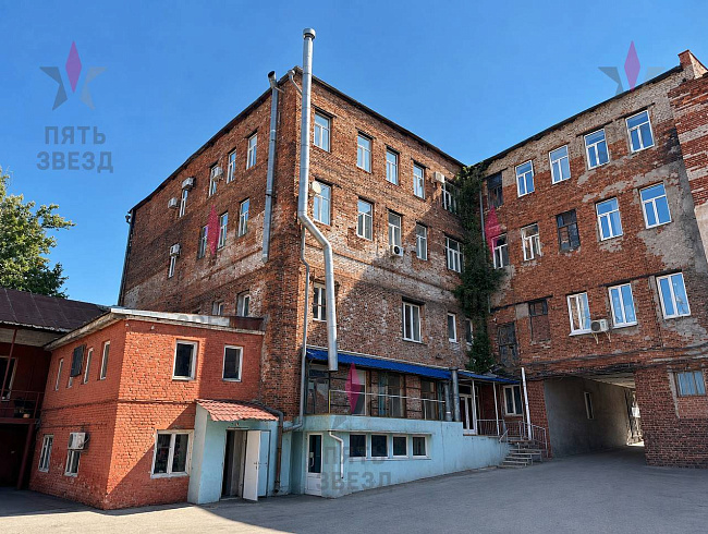 Продается нежилое отдельно стоящее здание на 1 линии...