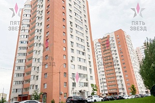 Сдается в аренду нежилое помещение в новом развивающемся районе многоэтажной жилой застройки ЖК Волгарь. 
Два отдельных входа, свободная планировка,...