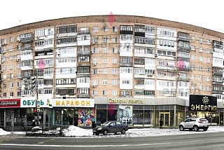 Продается цокольное помещение на 1 линии, ул.Стара Загора, д.141,
Общая площадь 170,9 кв.м, отдельный вход со двора, парковка, все коммуникации....