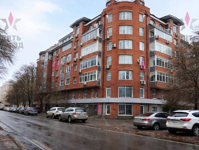 Продаётся уникальный трёхуровневый офис /...